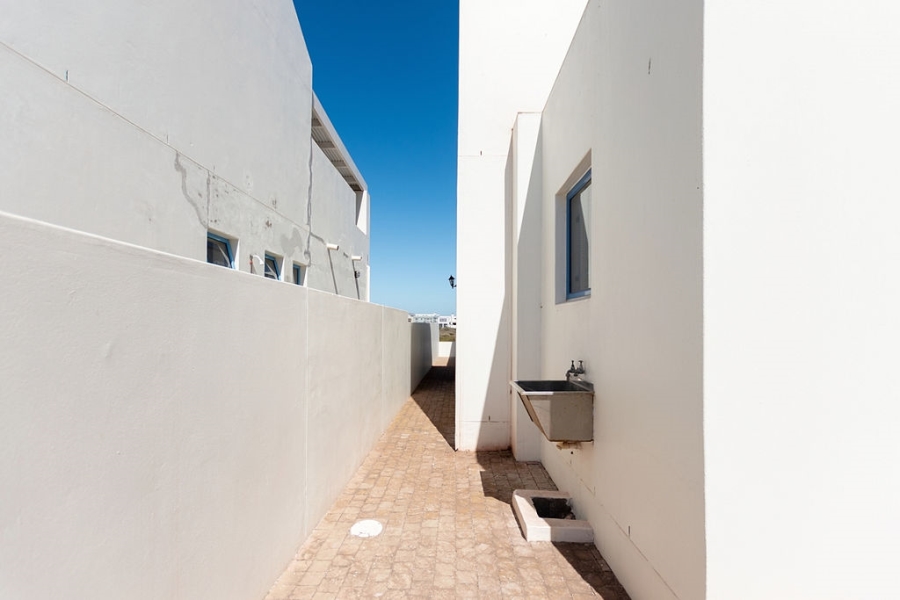 4 Bedroom Property for Sale in Blue Lagoon Western Cape